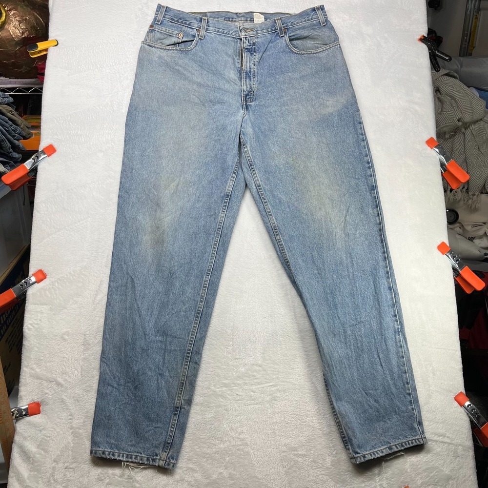 Vintage Levi's 560 Loose Fit Tapered Jeans Men's Blue‎ Denim High Rise - 38X35